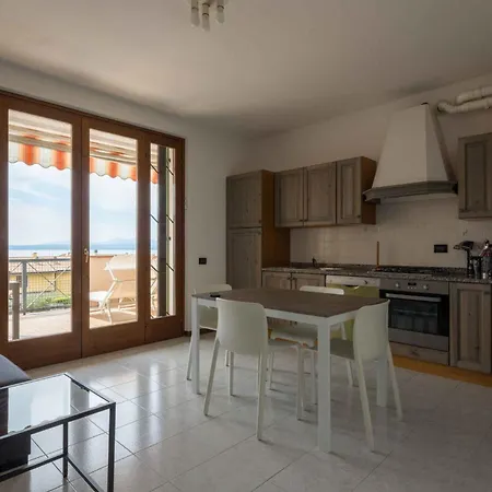 In - Gardasee 53714 Апартаменты Лацизе